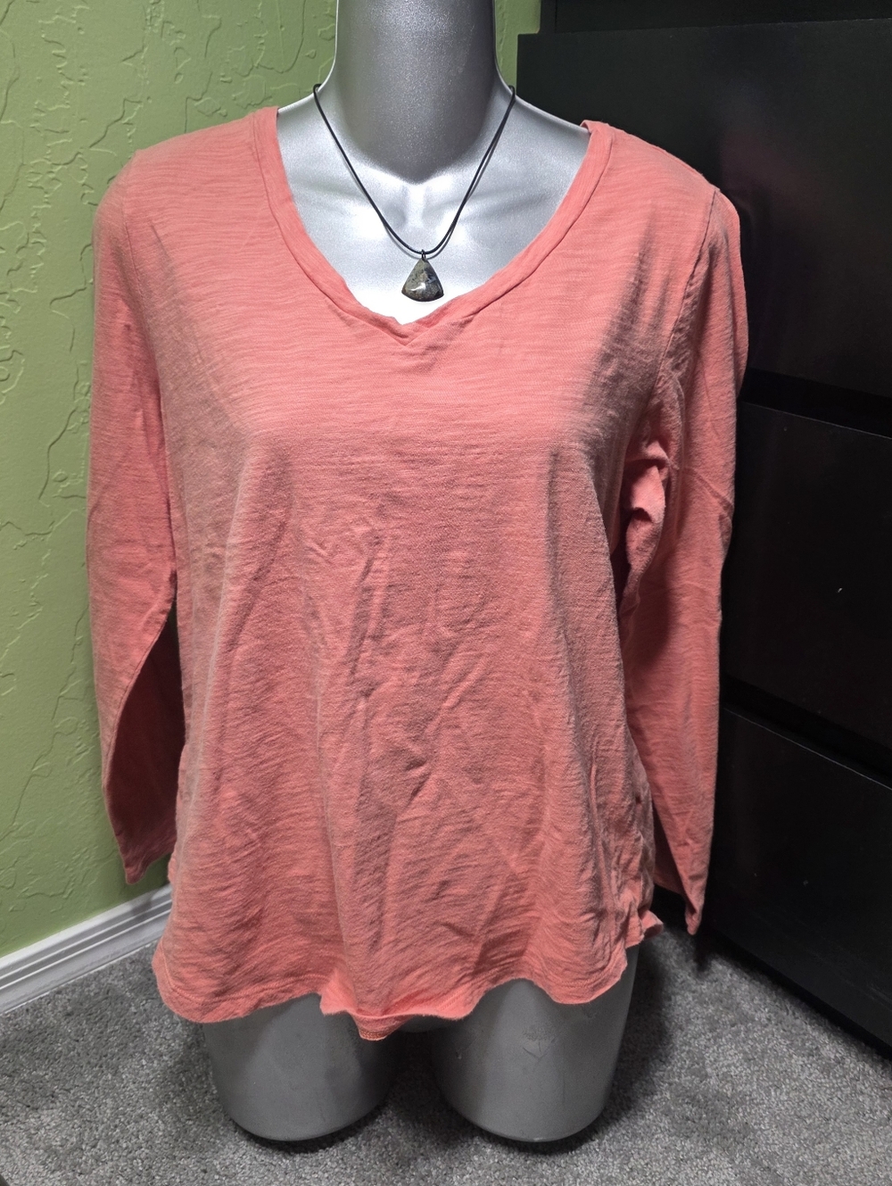 Old Navy Melon Color Long Sleeve Shirt V Neck Size Large